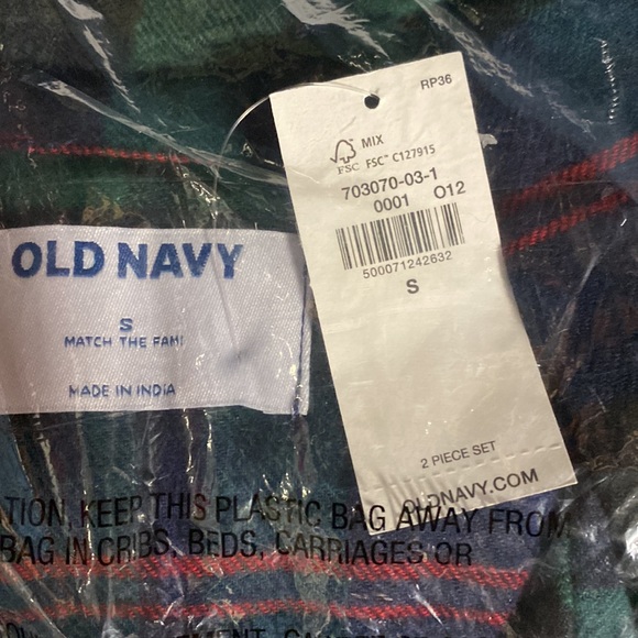 Old Navy 2piece flannel pajama set. - Picture 3 of 7